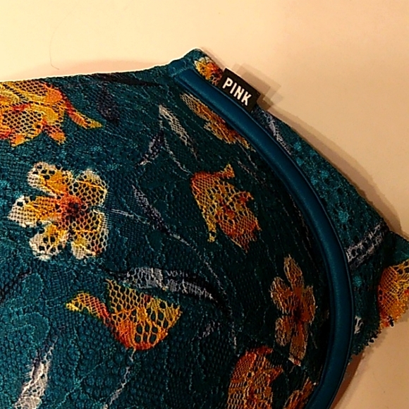 New Victoria's Secret PINK Gorgeous Lacey Date Super Push-Up Bra 36D - Picture 8 of 16